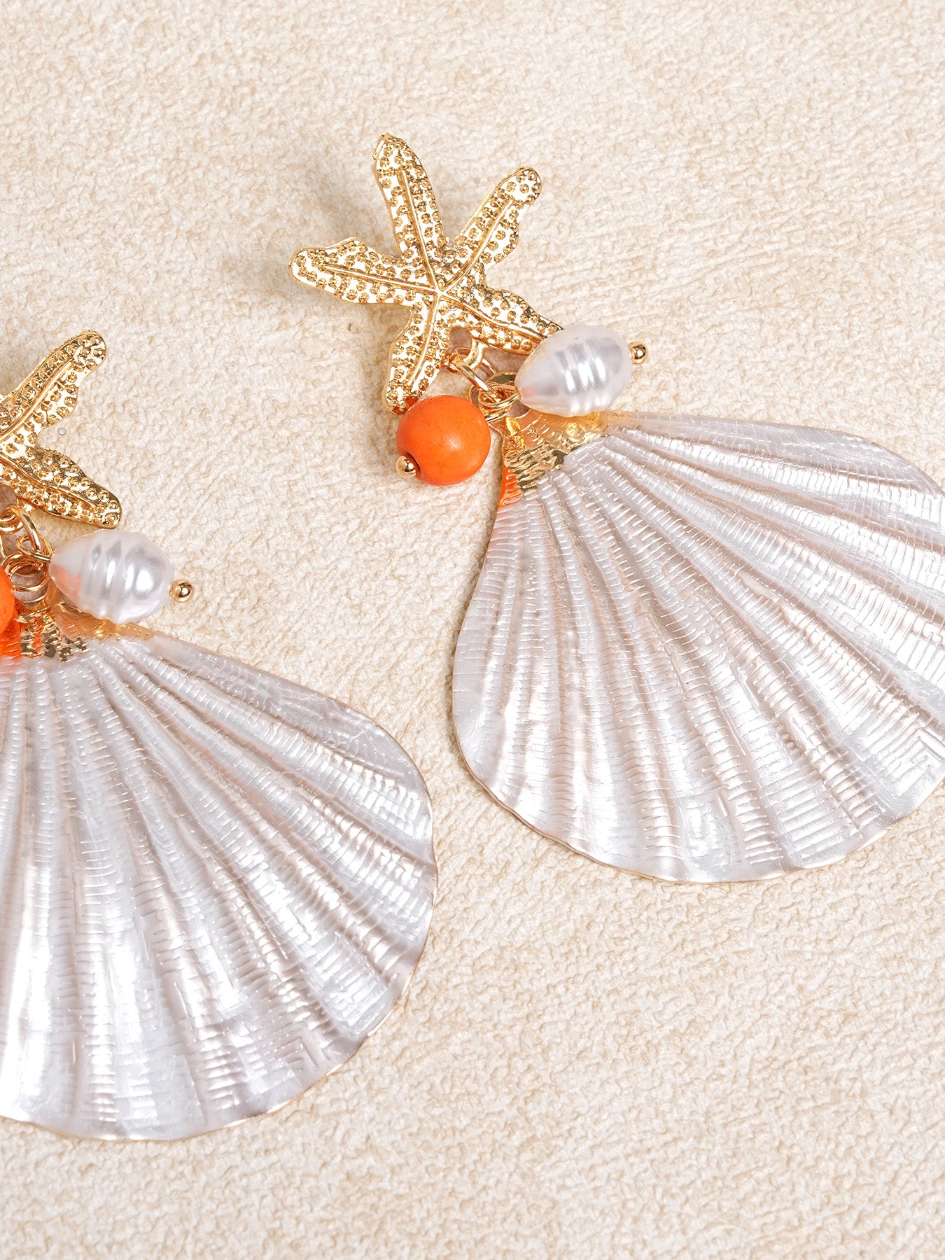 Women's Metal Starfish and Seashell Pendant Stud Earrings Earrings - SAMIOLSWIM